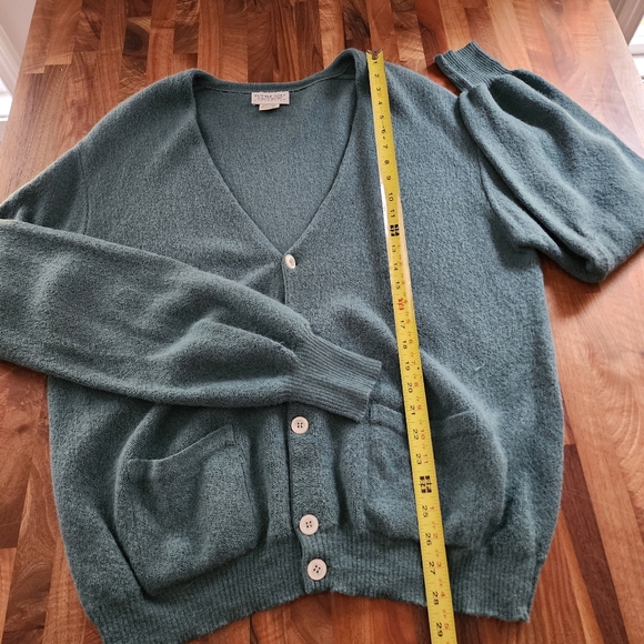 Tuttle Golf 100% Alpaca Sage Green Front Buttons Cardigan Size XL - Picture 8 of 9